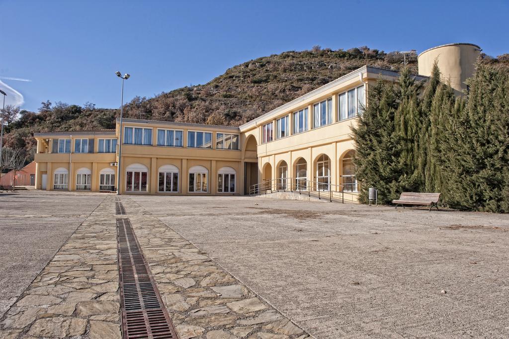 Alberg Montsec-Mur Guardia de Tremp Екстер'єр фото